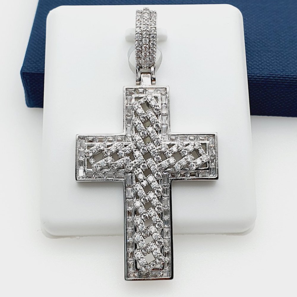 - "925 Sterling Silver Plated CZ Pendant, EVBRS588